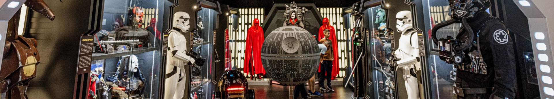 Lehullt a lepel a Halálcsillagról a Star Wars világnapján