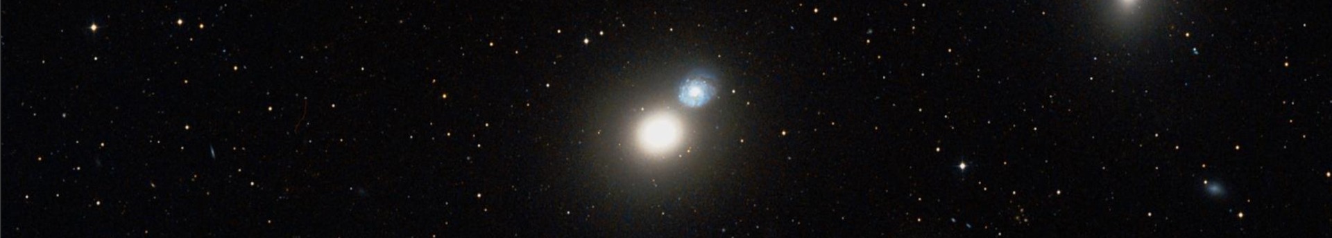 Messier 60 – egy óriási elliptikus galaxis a Virgo-halmazban