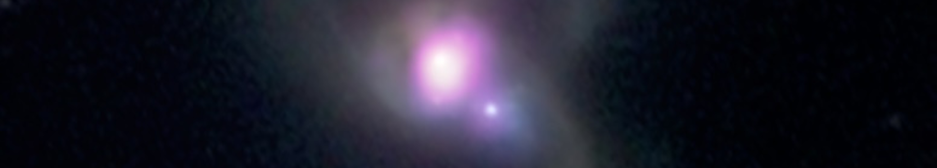 Egy feketelyuk-hármas éppen készül összeolvadni