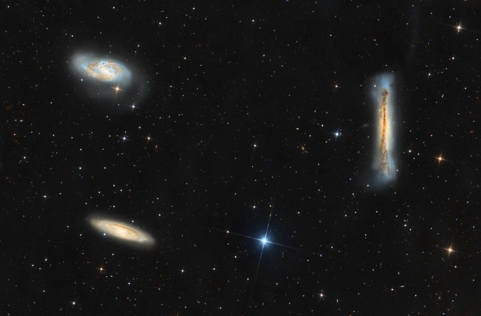 Messier 66 – a Leo-hármas egyik tagja