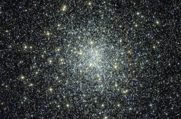 Messier 28 – gömbhalmaz a Nyilas csillagképben