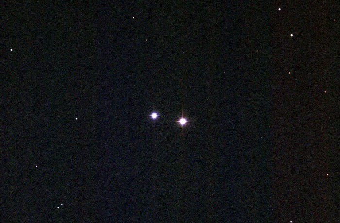 Messier 40 – Winnecke 4