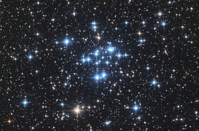 Messier 34 – csillaghalmaz a Perszeuszban
