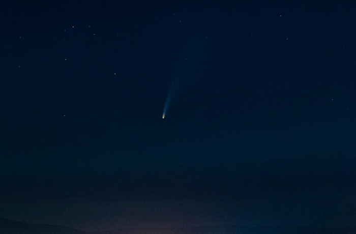 Pompás üstökös vándorol az északi égbolton
