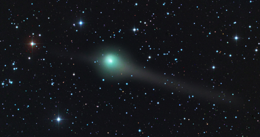 A C/2017 (PanSTARRS) üstökös Rolando Ligustri amatőrcsillagász felvételén május 14-én.