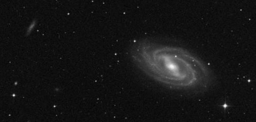 Az M109 galaxis szépen látszódik nagy távcsőben.Forrás: https://theskylive.com/sky/deepsky/messier-109-object