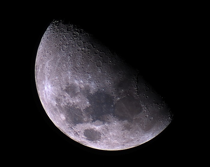 Az ezüstösen ragyogó Hold és a Jupiter estéje - 05.02.